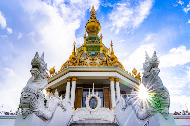 Templo de Wat Thung Setthi en la provincia de khonkaen Tailandia