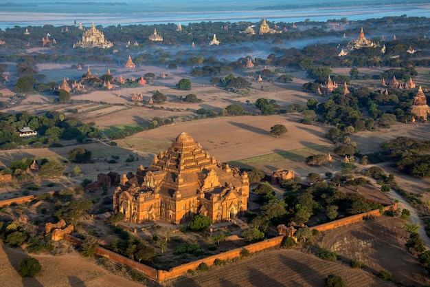 Foto templos de bagan myanmar