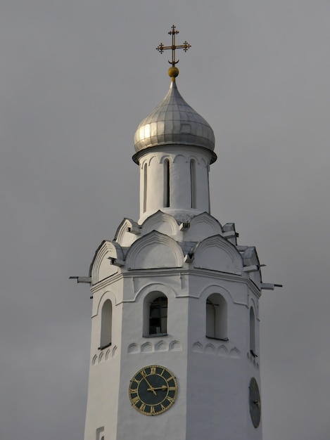 Templos y campanarios del Kremlin de Novgorod Detinets Velikiy Novgorod