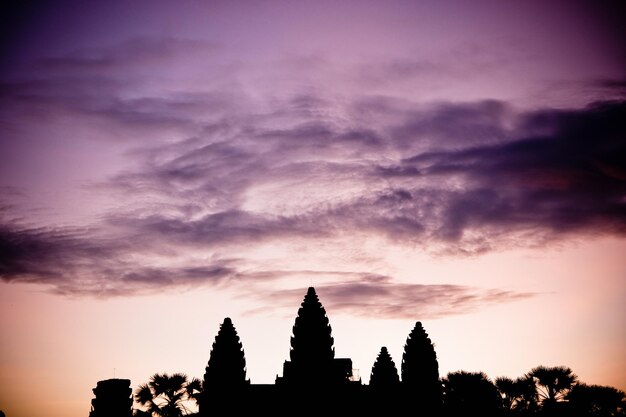 Templos religiosos en Camboya de Angkor Wat