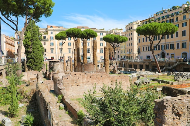 Templos romanos republicanos e as ruínas, roma, itália