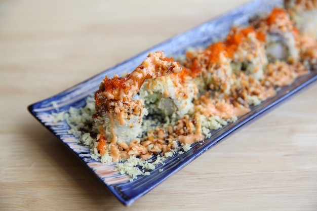 Tempura de camarones Maki Sushi comida japonesa