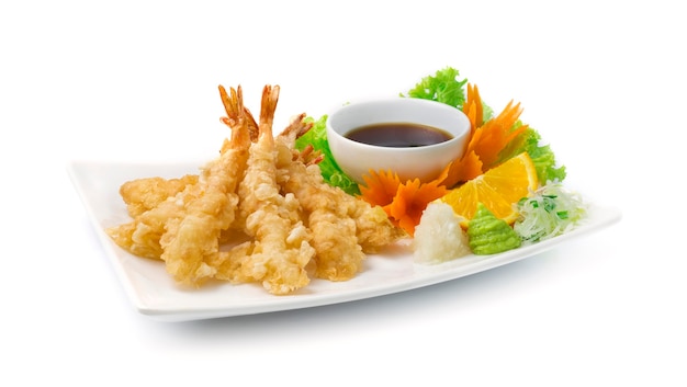 Tempura Deep Fried Shrimp Ebi acompañada con rábano rallado y salsa de soja