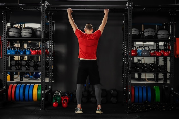 Tener buenos estiramientos después de un entrenamiento duro.