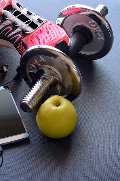 Tênis, roupas e acessórios para fitness