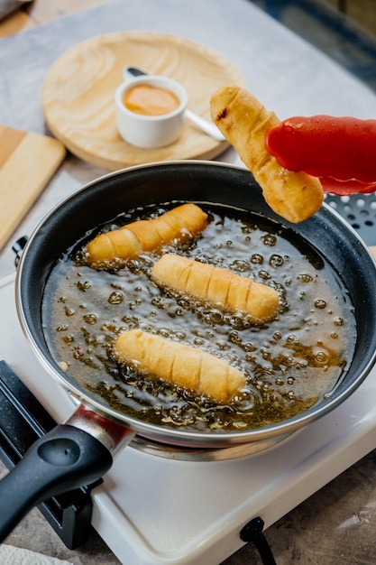 tequeños fritos