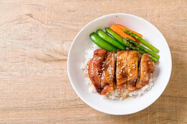 teriyaki Hühnerreisschüssel