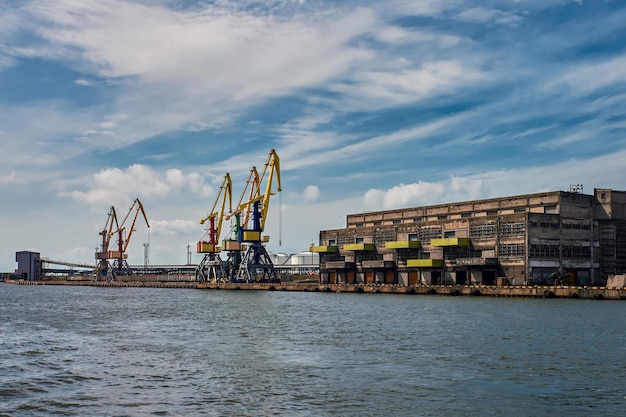 Terminal de carga de ventspils letonia