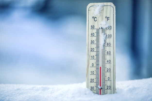 Termómetro bajas temperaturas cero bajas temperaturas en grados centígrados y fahrenheit