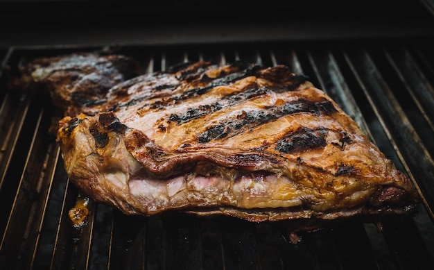 Ternera a la parrilla de excelente calidad.