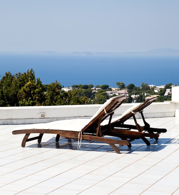 Terraço no golfo de nápoles: dois assentos com uma vista maravilhosa