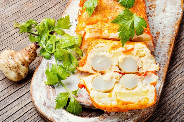 Terrina caseira com alcachofra de Jerusalém, cenoura e batata