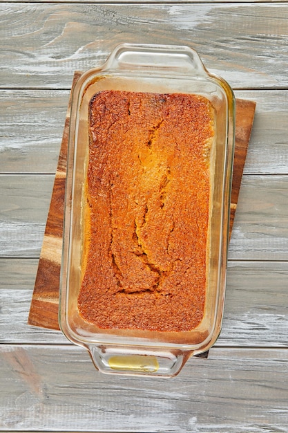 Terrina de beringela com molho de tomate e salsa