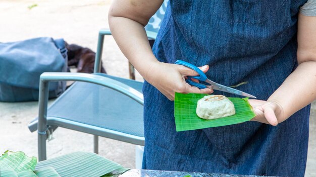 Tesoura de poda artesanal bolo de grama folhas de bananeira