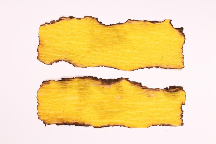 Textura abstrata e realista de papel crepe queimado