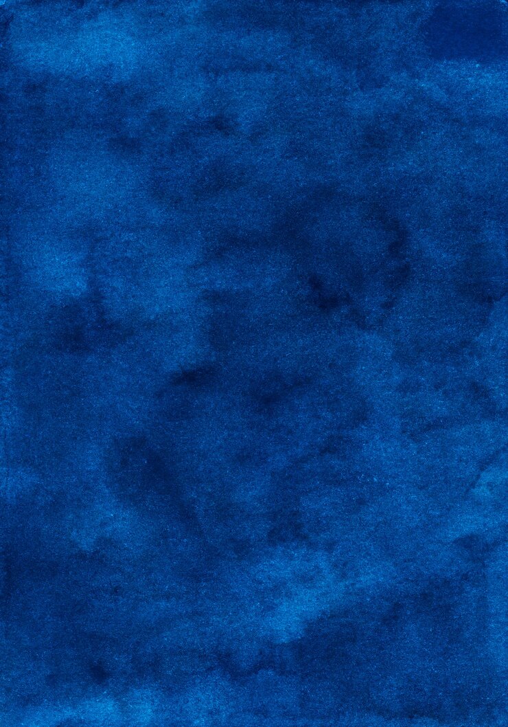 Foto textura de fundo azul profundo vintage em aquarela. aquarelle abstrato antigo cenário azul. manchas no papel.
