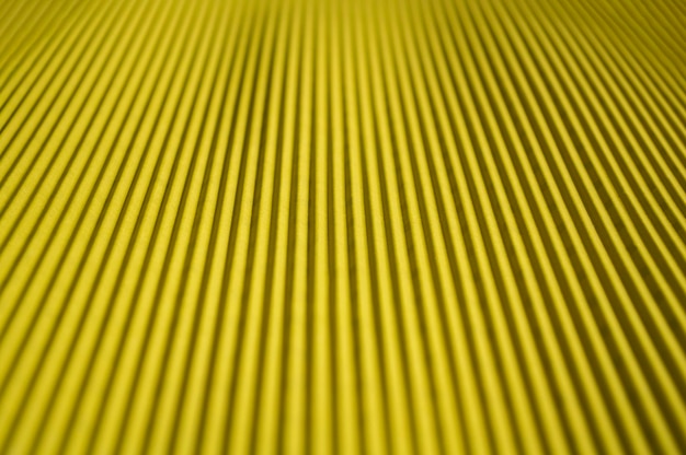 Textura de papelão ondulado listrado amarelo
