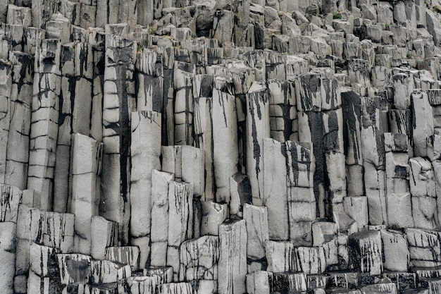 textura de pedras de basalto na praia