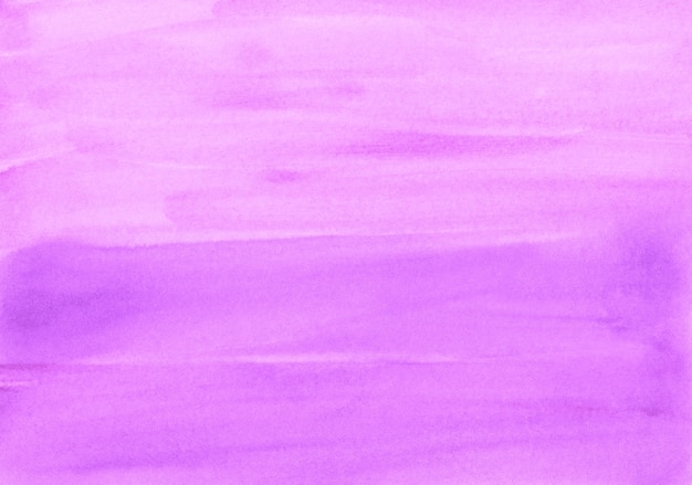 Textura de pintura de fundo fúcsia aquarela. Pano de fundo gradiente rosa claro em aquarela. Traçados de pincel no papel.