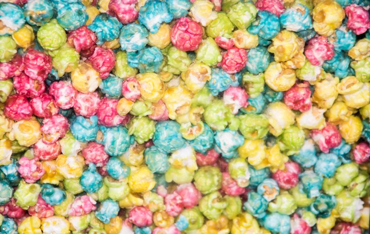Textura de pipoca multicolorida ou plano de fundo para texto