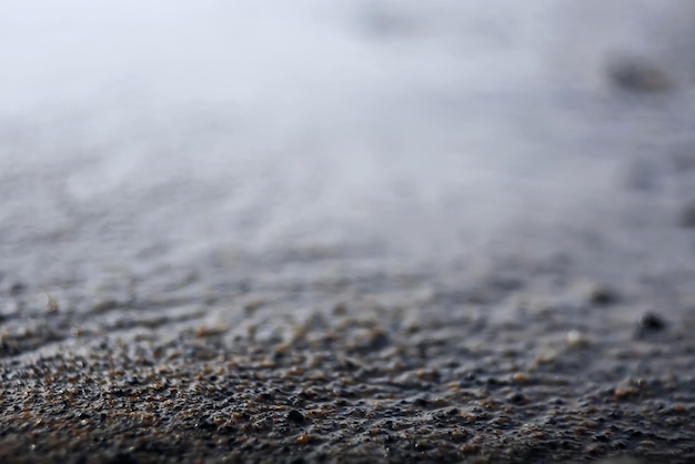 Foto textura de seixo na margem do rio