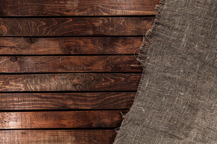 Textura de serapilheira na mesa de madeira