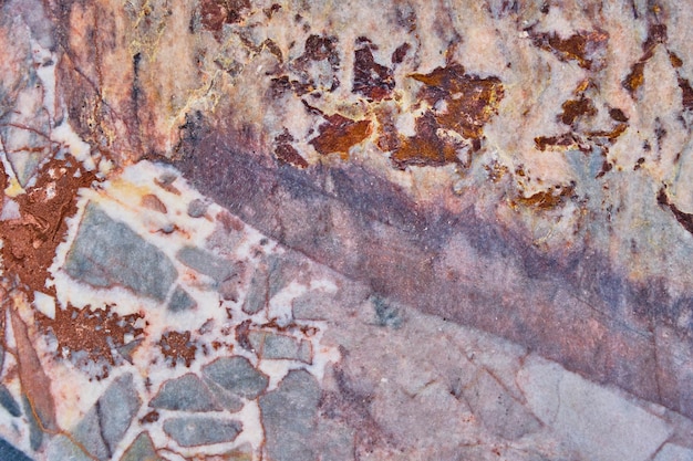 Textura e superfície de mármore de fundo com veias rosas e cinzentas