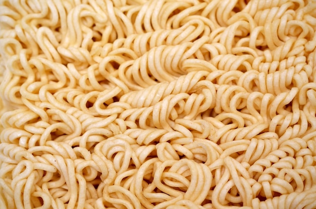 Textura de fideos instantáneos chinos secos de cerca