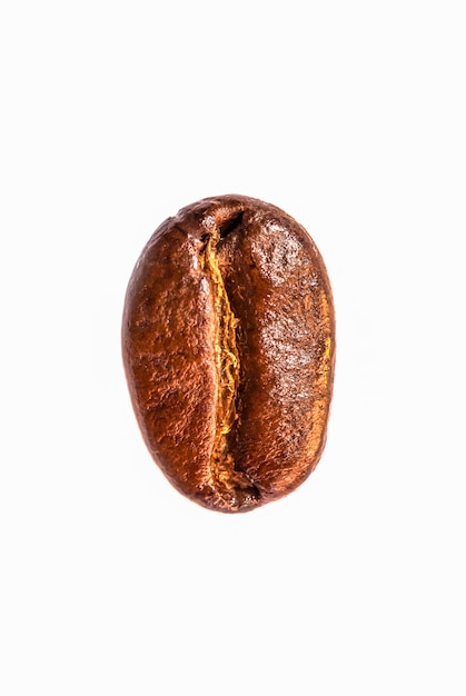Textura de granos de café en el fondo blanco aislado