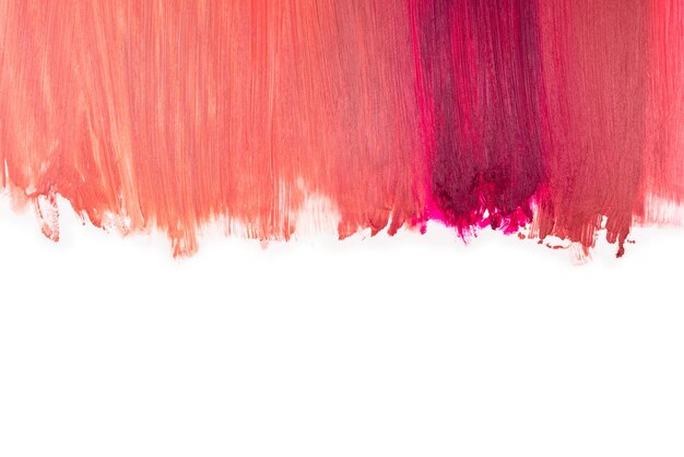 De la textura de lápiz labial de color claro a profundo aislado en blanco