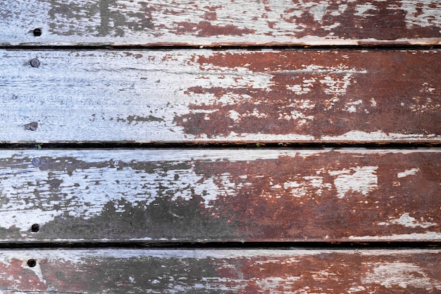 Textura de madera marrón oscuro con fondo de patrón de rayas naturales