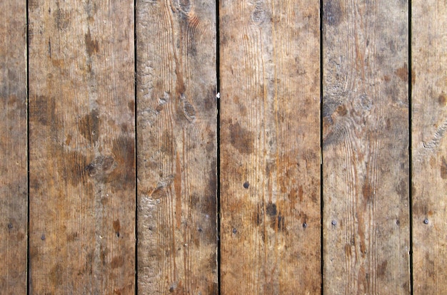 Textura de madera marrón con patrones naturales.