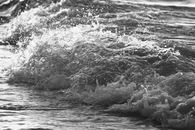 Textura de las olas al atardecer.