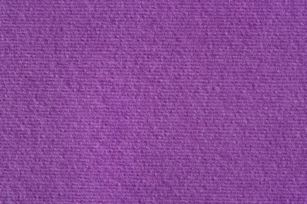 Textura de papel púrpura en macro. Foto de alta resolución.