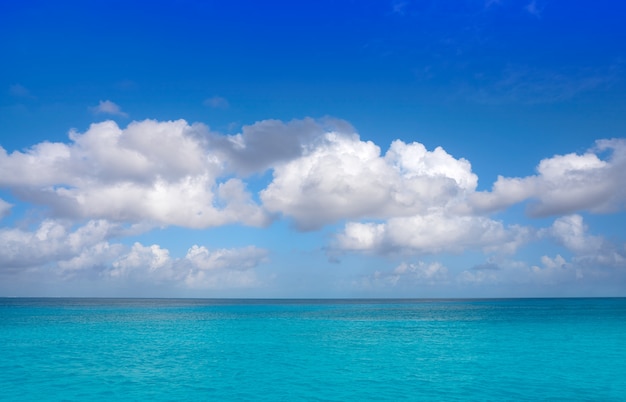 Foto textura perfecta del agua turquesa del caribe.