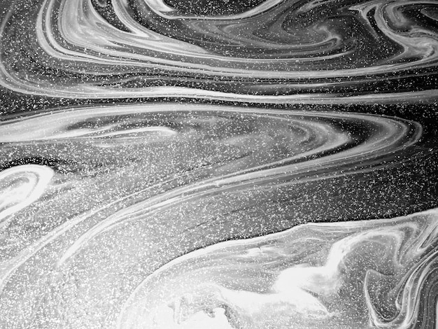 Textura de pintura acrílica en blanco y negro con formas orgánicas abstractas para diseños creativos