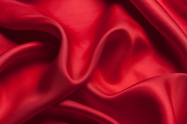 Textura de superficie de ondas de tela roja