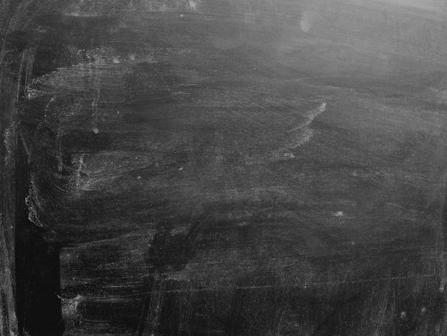 Textura de tiza de pizarra negra. Fondo de banner de pared de tablero escolar oscuro en blanco vacío