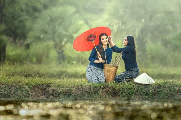 Thailändische lokale Frauenfunktion, Sakonnakhon, Thailand