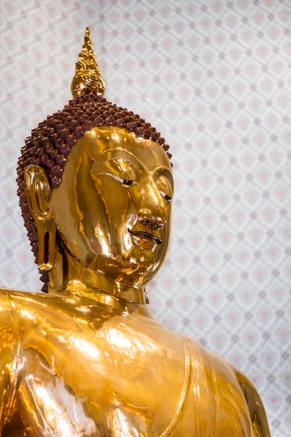 Thailändischer goldener Buddha