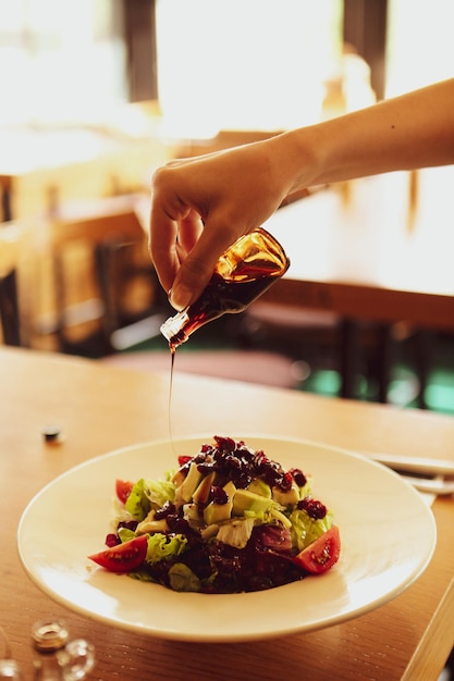 Tigela de salada deliciosa fresca