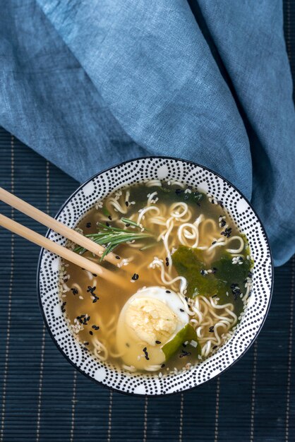 Tigela de sopa de ramen