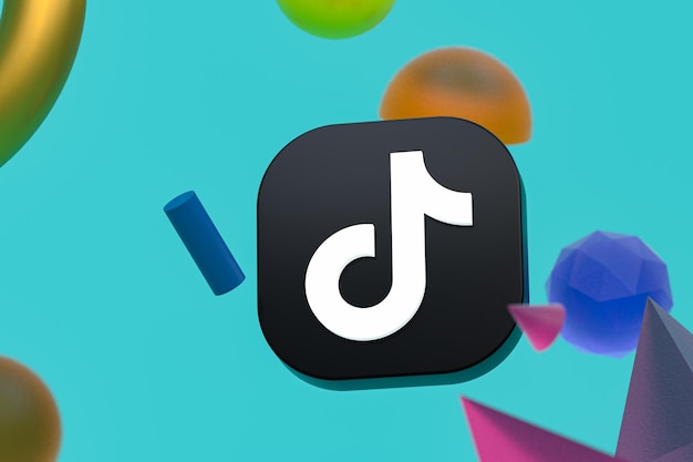 Tiktok-Logo auf abstraktem geometrischem Hintergrund