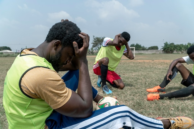 Foto time de futebol no intervalo