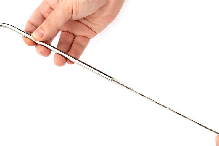 Foto tinas de cóctel de metal reutilizables