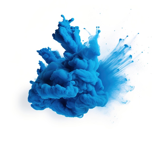 La tinta azul cae en el agua