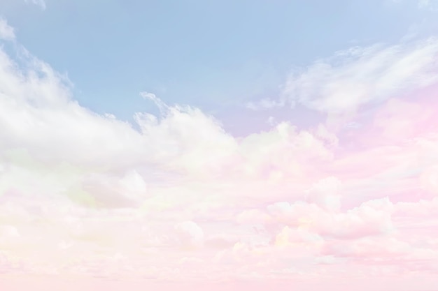 tinte de acuarela de nubes, cielo de fondo degradado de nubes rosadas, atmósfera libertad de aire