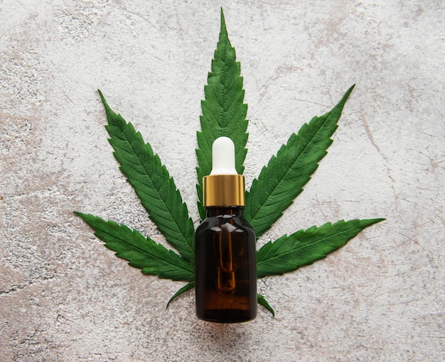 Tintura de aceite de cáñamo de CBD producto cosmético de cannabis para el cuidado de la piel