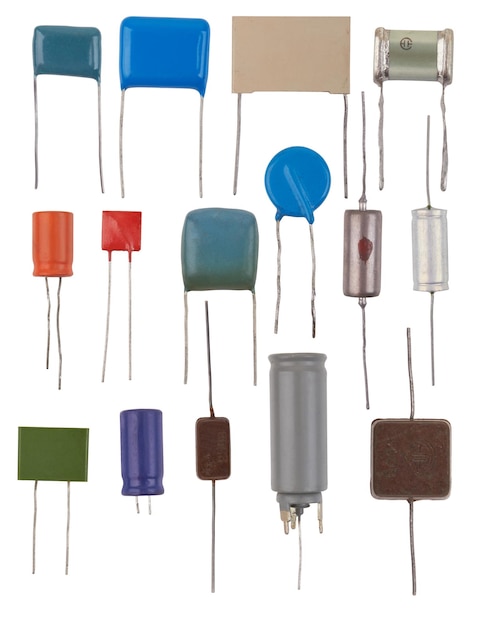 Tipos de capacitores aislados