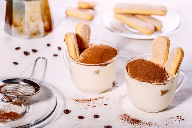 Tiramisu em copo de vidro